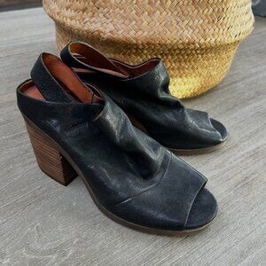 Lucky Brand Black Leather Sling Back Clogs Sz 8